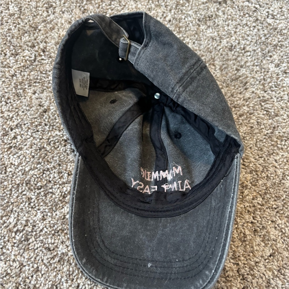 Mommin’ Ain’t Easy Charcoal Women's Cap with Pink Embroidery - Picture 6 of 6